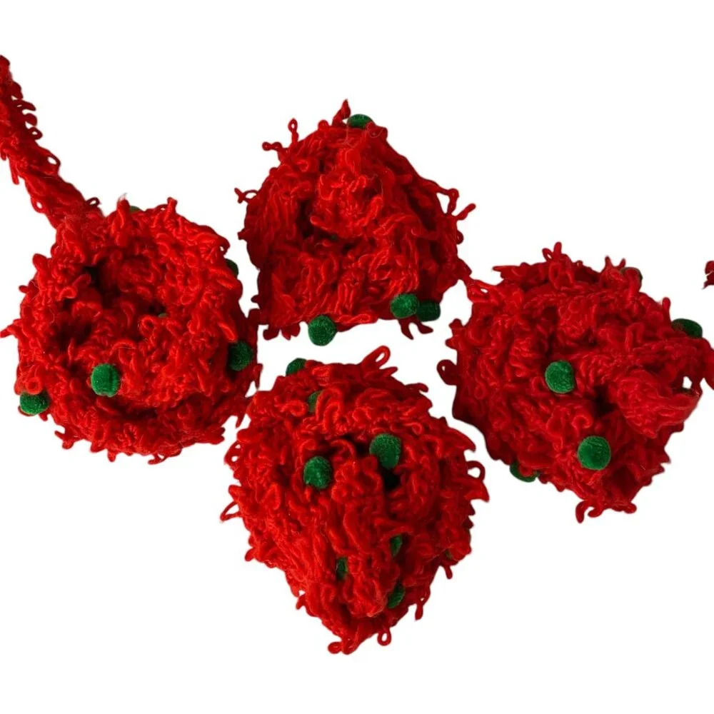 Handmade‎ Red Crochet Yarn Garlands Green Poms Christmas Decor Retro Country Lot